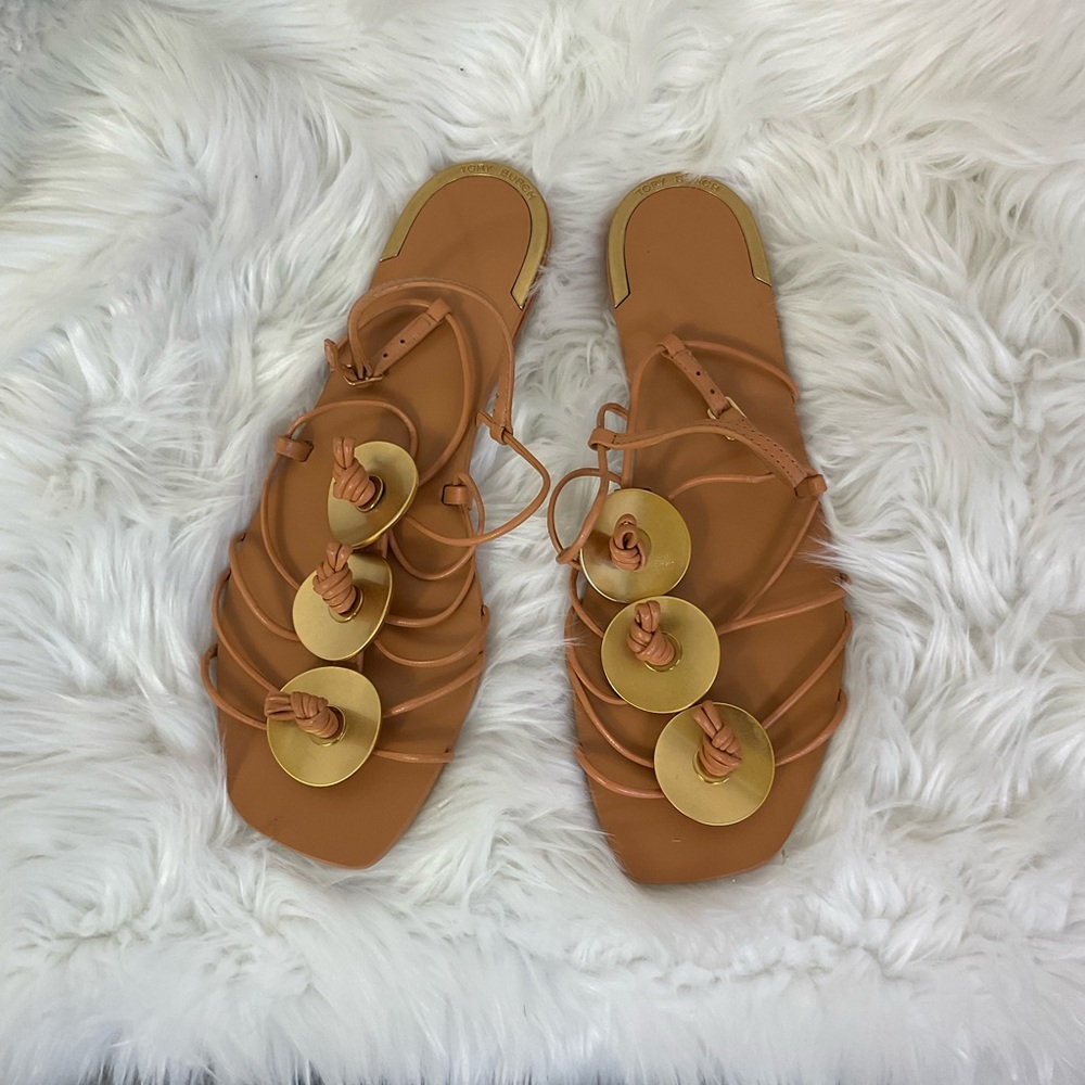 Tory Burch Camel Leather Knotted Disk Embellished Strappy Flat Sandals Size 9 - Picture 3 of 10